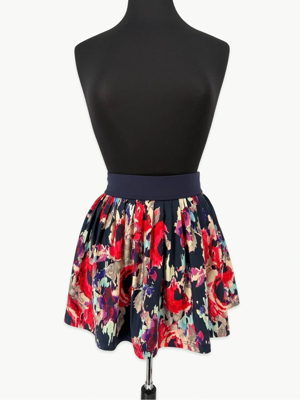 Kate Spade High Waist Pleated Swim Skirt Cover Up Navy Floral NWT Size Small